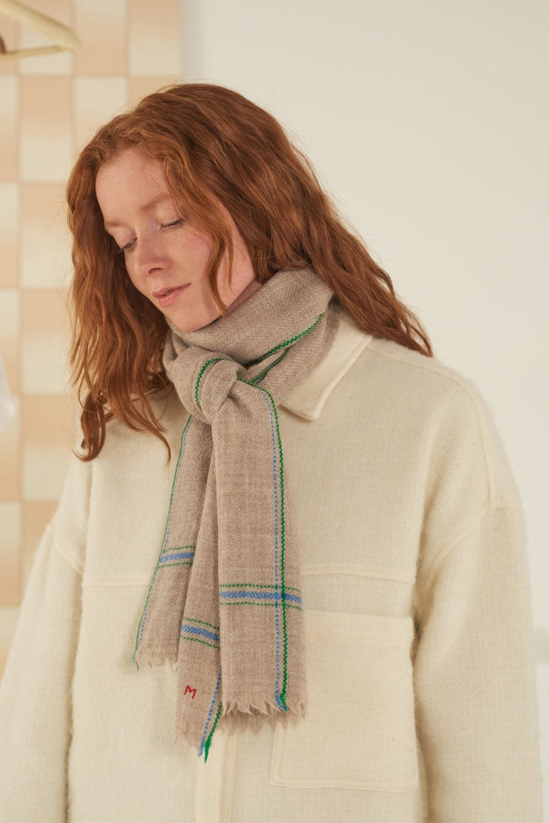 Other Stories - Écharpe oversize en laine de qualité supérieure