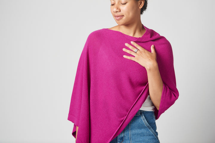 Roma Poncho, cashmere blend, cyclamen