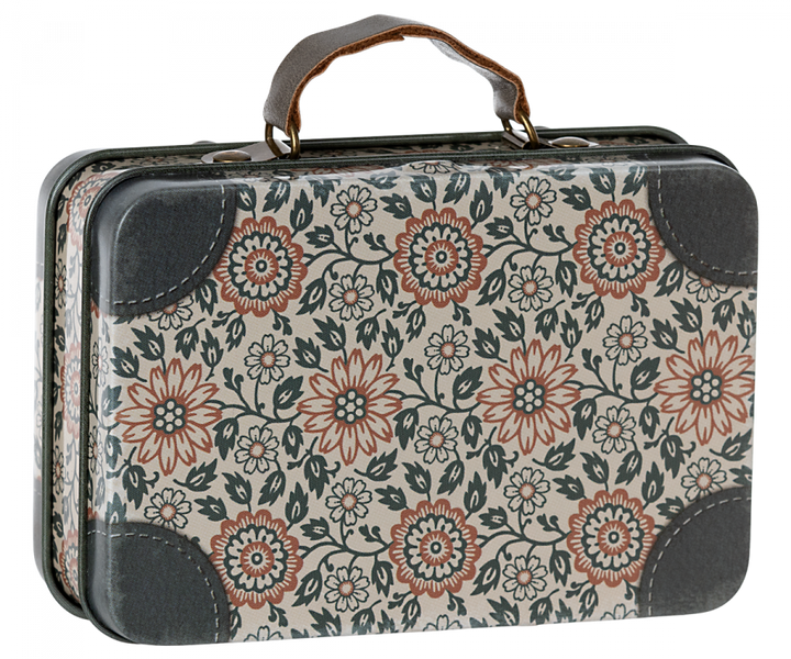 Small Suitcase, asta