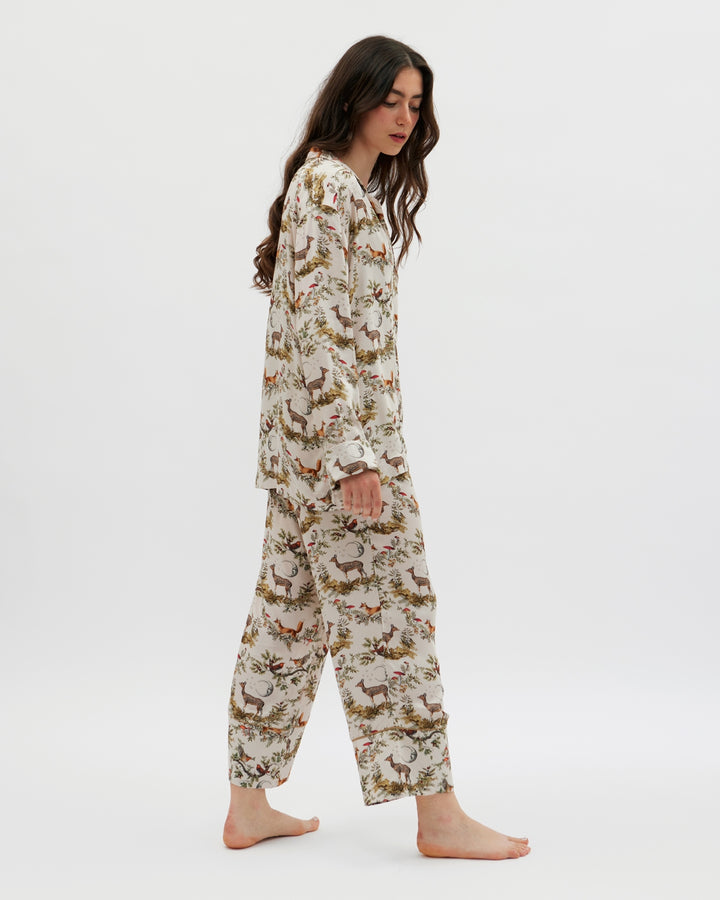 A Night's Tale, Woodland Scene Pajamas, large