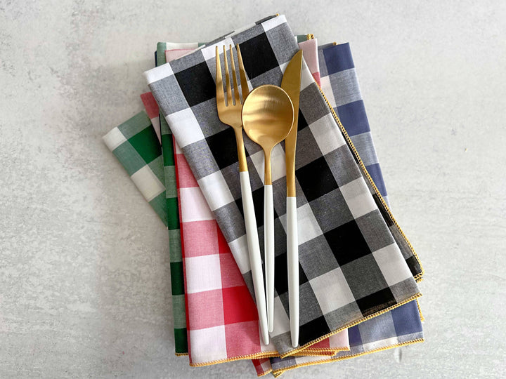 Gingham Check Cloth Napkin Bundle, set of eight