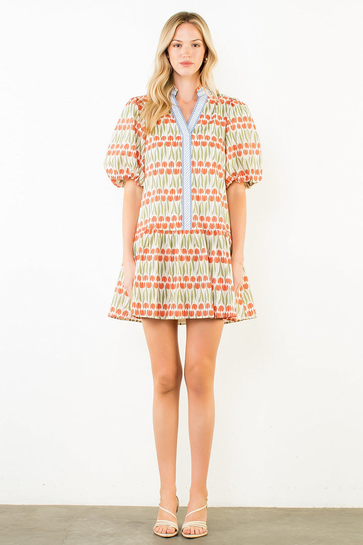 cream patterned dress Cream FLORAL MIDI DRESS WITH BLUE PANEL DETAIL, BUTTON FRONT AND PUFF SLEEVES Cream / 14