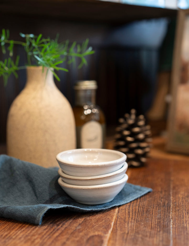 LWP Flat Rim Olive Bowl, white