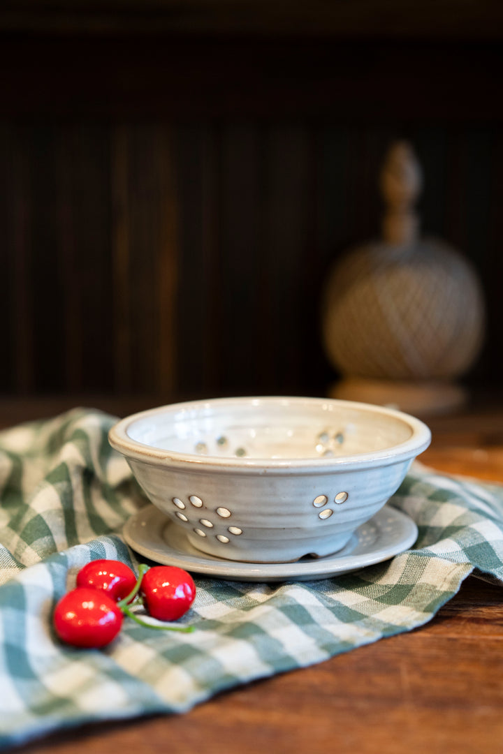LWP Small Berry Bowl with Plate, white