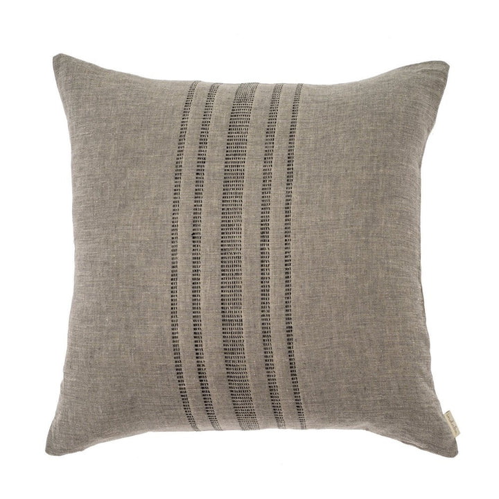 Wilson Linen Pillow, 20x20
