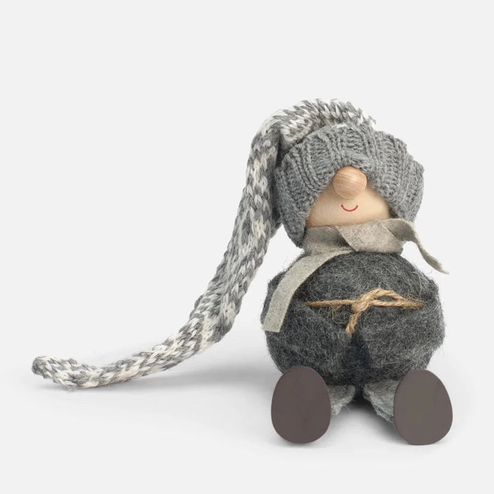 Gustav, grey