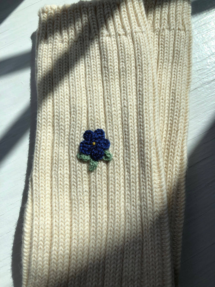 CROCHET MINI FLOWER SOCKS