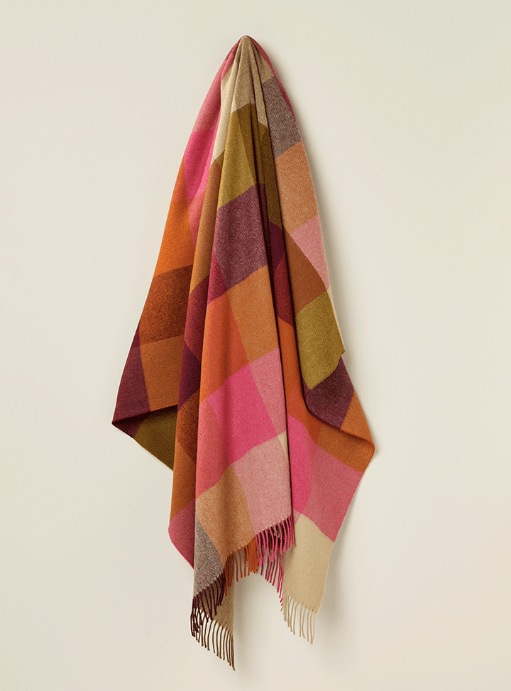St. David's Design Throw, burgundy