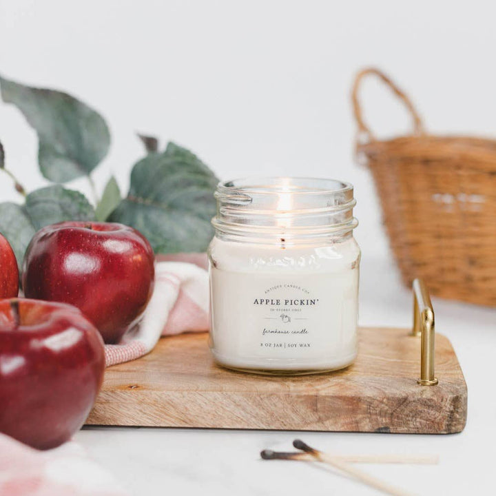 Apple Pickin' 8 oz candle