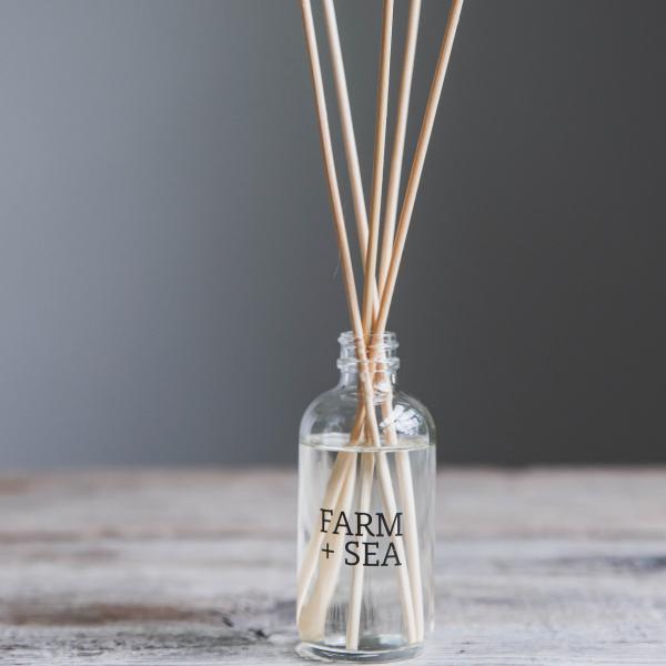 Sandalwood and Eucalyptus, diffuser